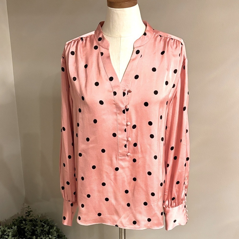 Ryegrass NWT Pink Polka Dot Women's blouse top satin cuffed sleeve w/ buttons L